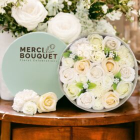 Merci Bouquet Round Soap Flower Gift Box 260g